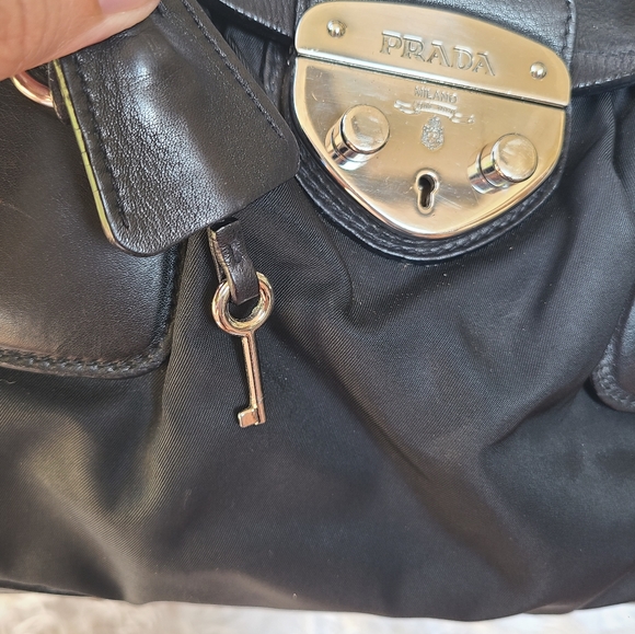 Gorgeous Authentic Prada Push Lock Side Pocket Black Tote, Great Condition - Picture 11 of 16